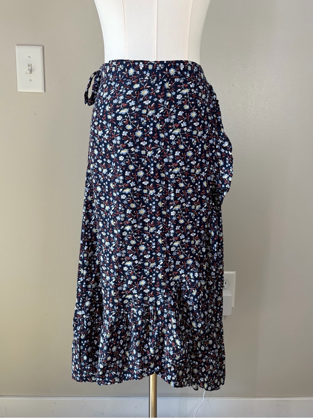Madewell Navy Ditsy Floral Ruffle Trim Wrap Midi Skirt